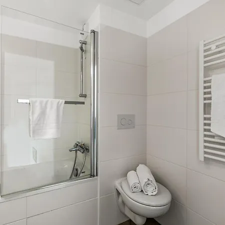 Διαμέρισμα La Marenda - City Center Apartment With Terrace Garden - Happy Rentals Αντίμπ